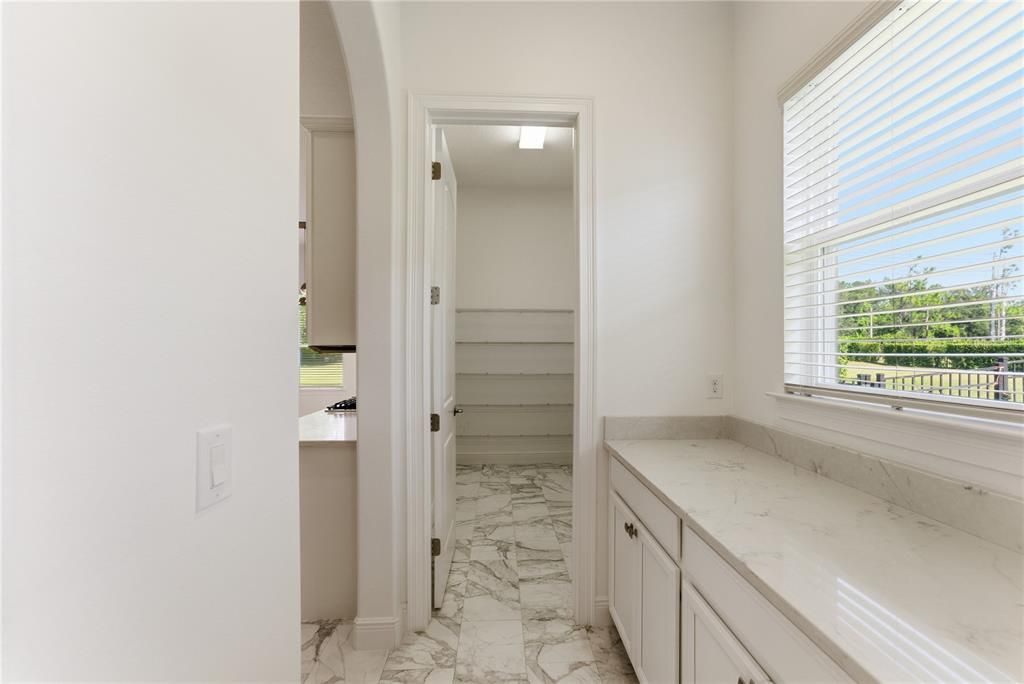 For Sale: $670,000 (4 beds, 3 baths, 3527 Square Feet)