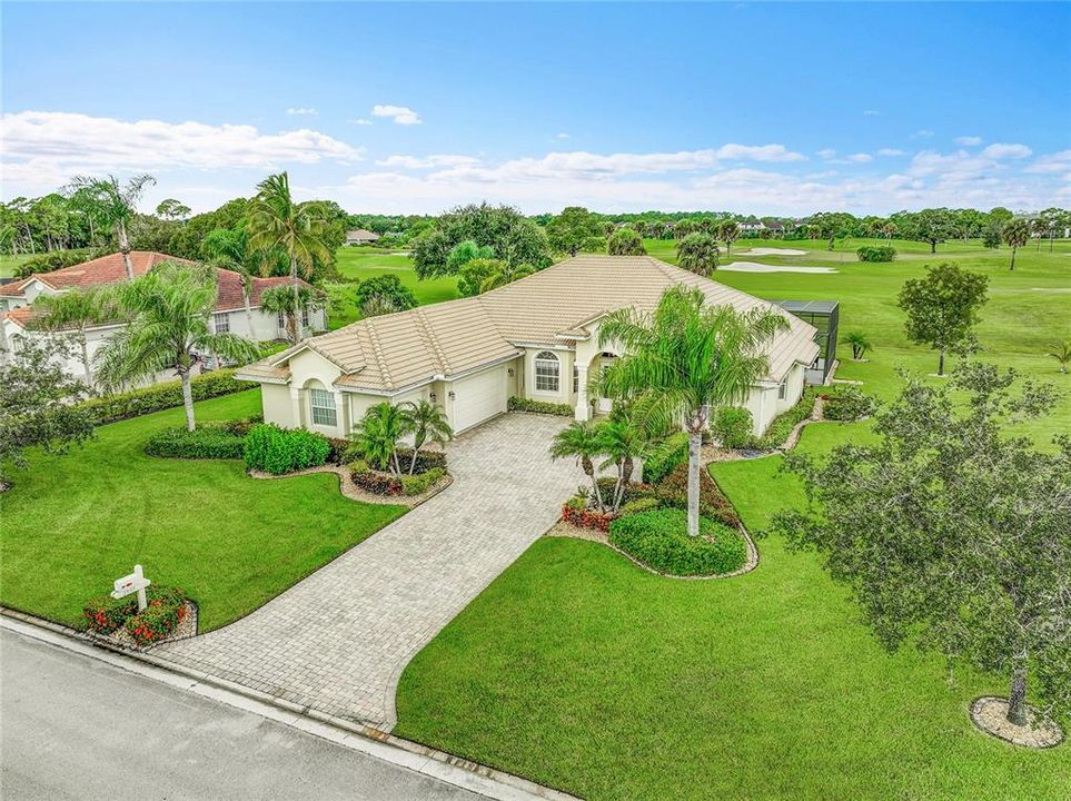 На продажу: $710,000 (3 спален, 2 ванн, 2574 Квадратных фут)