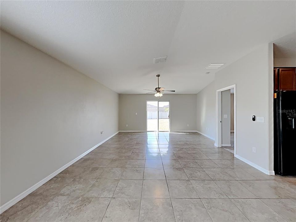 Active With Contract: $295,000 (4 beds, 2 baths, 1835 Square Feet)