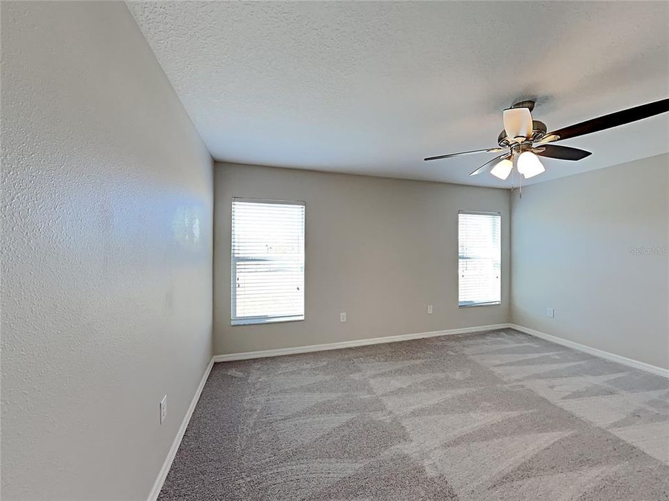 Active With Contract: $295,000 (4 beds, 2 baths, 1835 Square Feet)