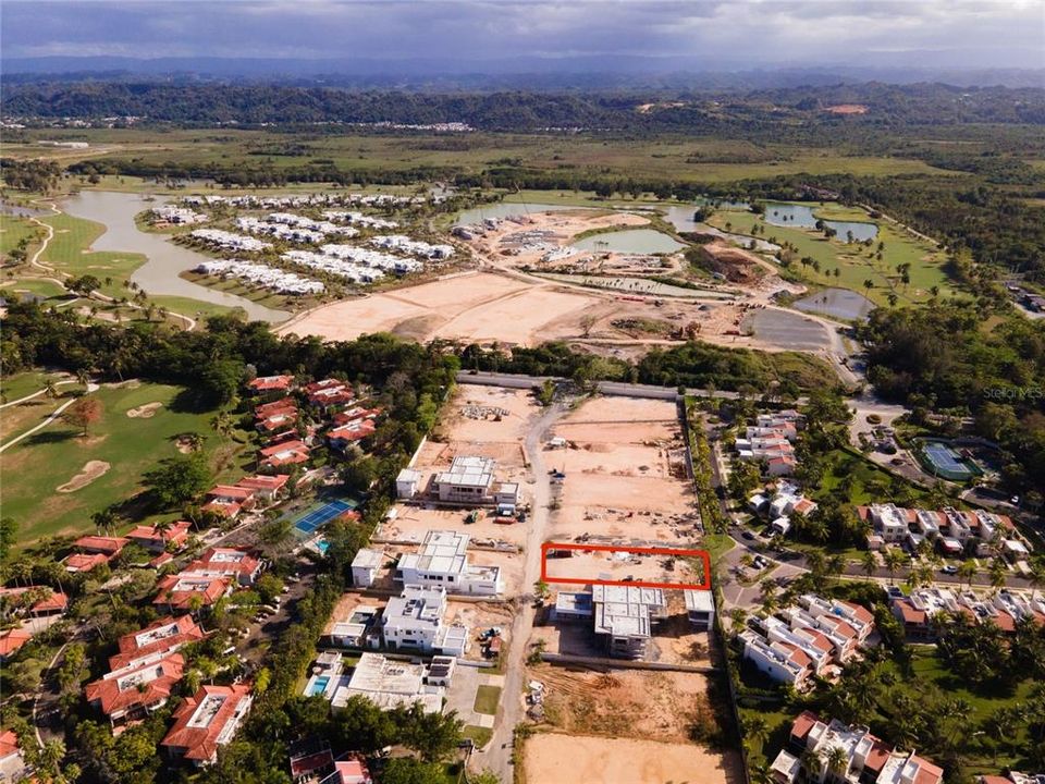 For Sale: $2,950,000 (0.39 acres)