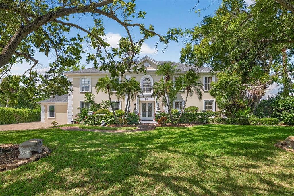 Recently Sold: $1,575,000 (6 beds, 5 baths, 5312 Square Feet)