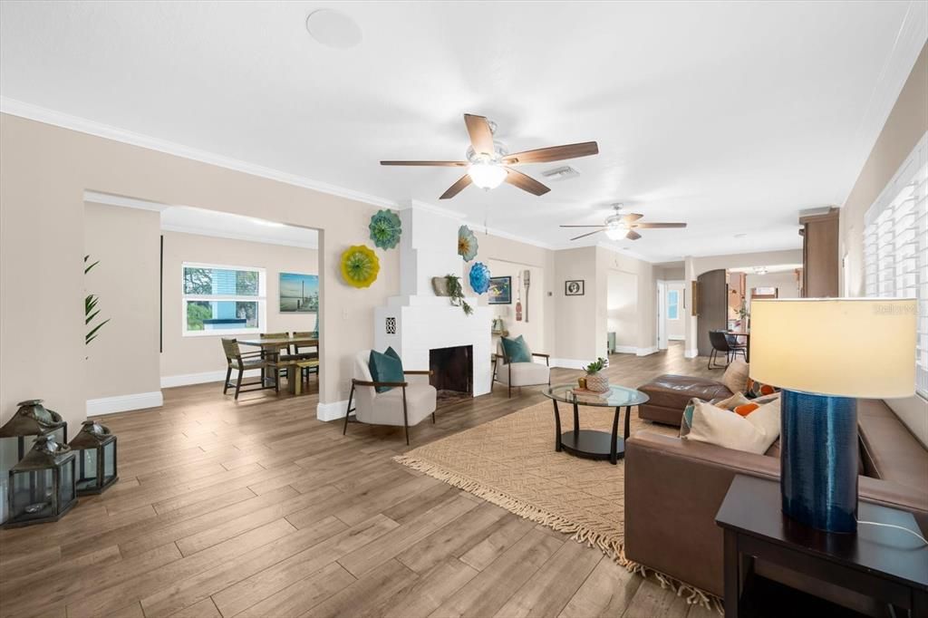 待售: $1,175,000 (4 贝兹, 3 浴室, 3272 平方英尺)