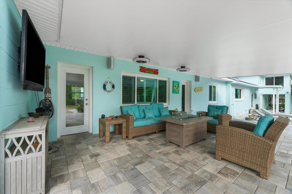 待售: $1,175,000 (4 贝兹, 3 浴室, 3272 平方英尺)