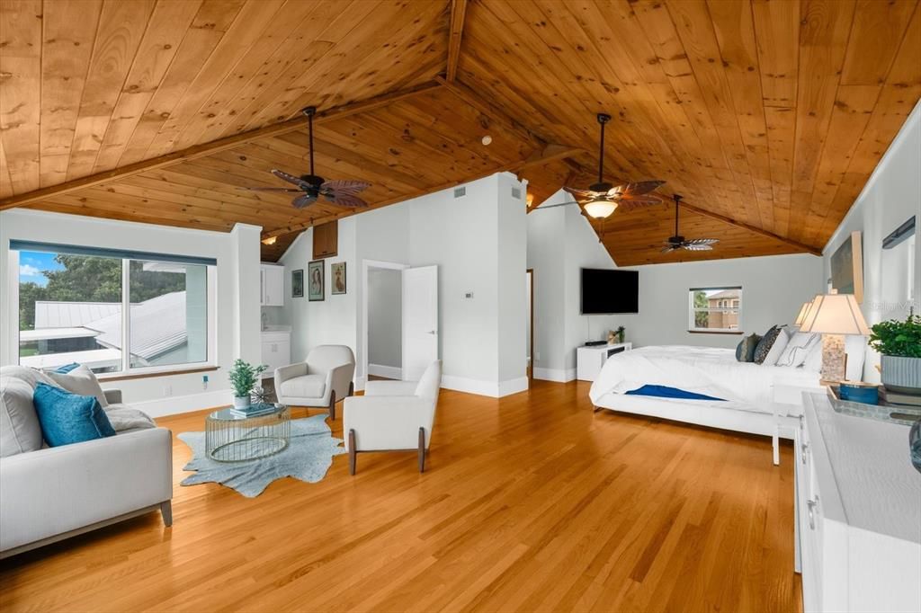 待售: $1,175,000 (4 贝兹, 3 浴室, 3272 平方英尺)