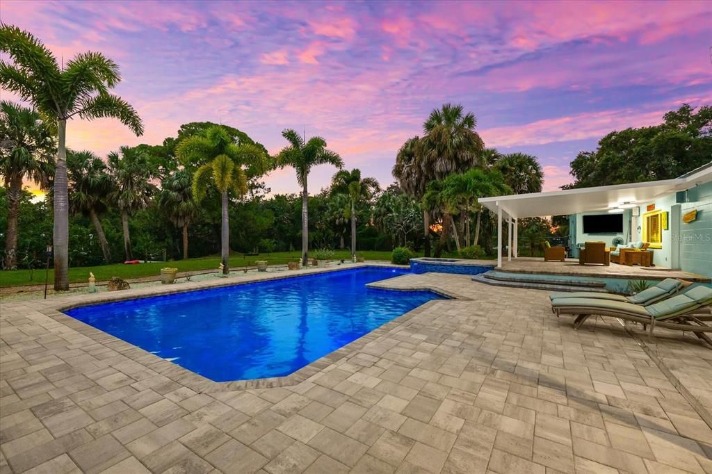 待售: $1,175,000 (4 贝兹, 3 浴室, 3272 平方英尺)