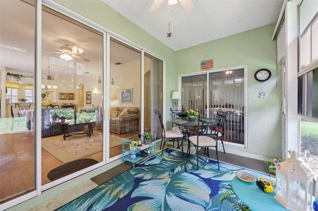 For Sale: $320,000 (3 beds, 2 baths, 1489 Square Feet)