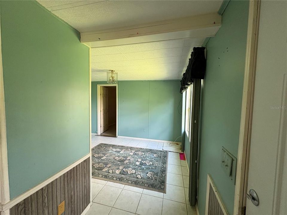 For Sale: $224,900 (3 beds, 2 baths, 1728 Square Feet)