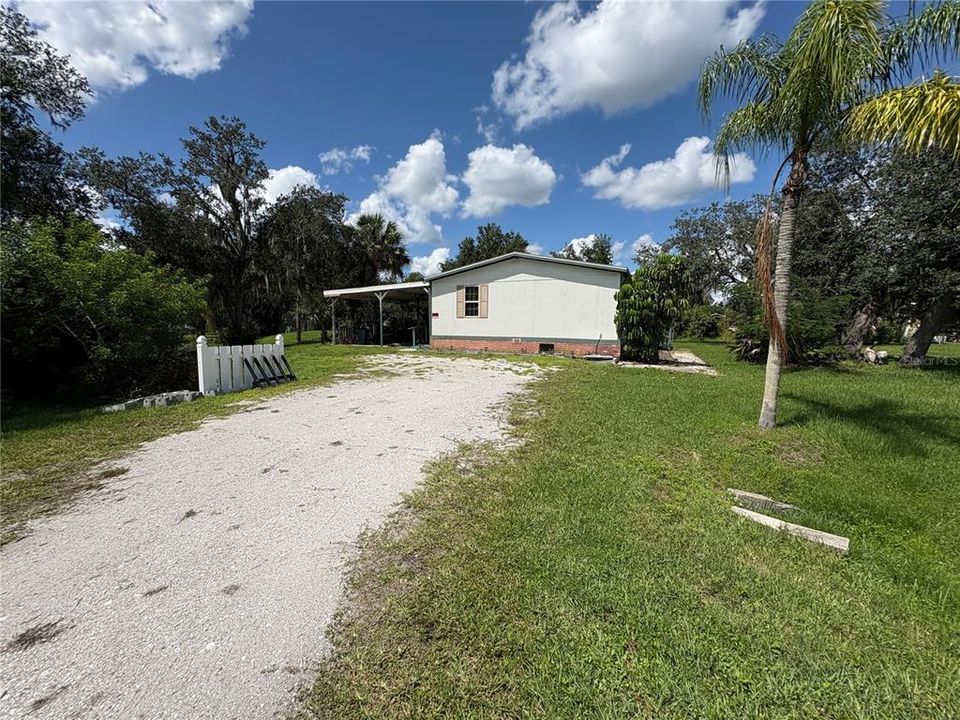 For Sale: $224,900 (3 beds, 2 baths, 1728 Square Feet)