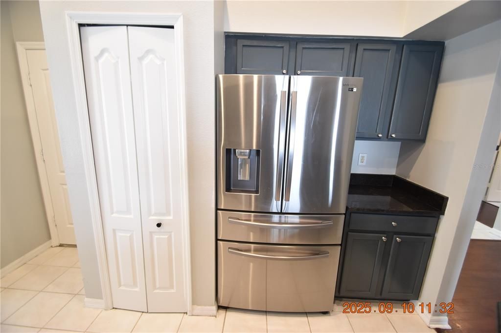 For Rent: $2,295 (4 beds, 3 baths, 1816 Square Feet)