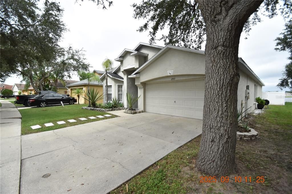 For Rent: $2,295 (4 beds, 3 baths, 1816 Square Feet)