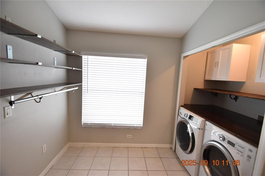 For Rent: $2,295 (4 beds, 3 baths, 1816 Square Feet)