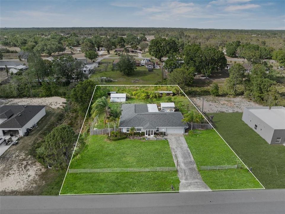 For Sale: $335,000 (5 beds, 2 baths, 1856 Square Feet)