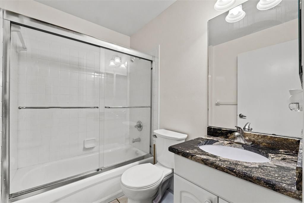 For Sale: $335,000 (5 beds, 2 baths, 1856 Square Feet)