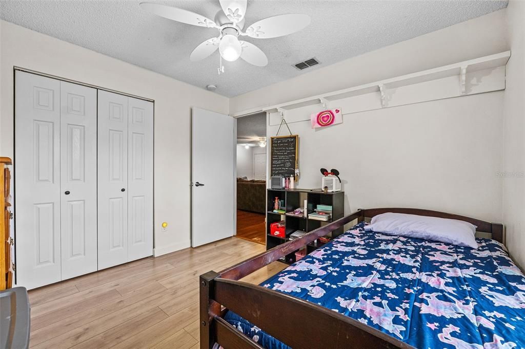 For Sale: $335,000 (5 beds, 2 baths, 1856 Square Feet)