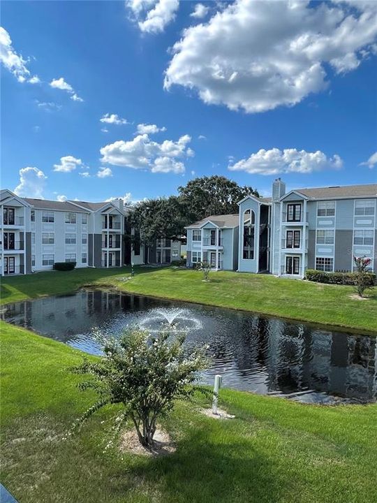 Active With Contract: $159,900 (1 beds, 1 baths, 583 Square Feet)