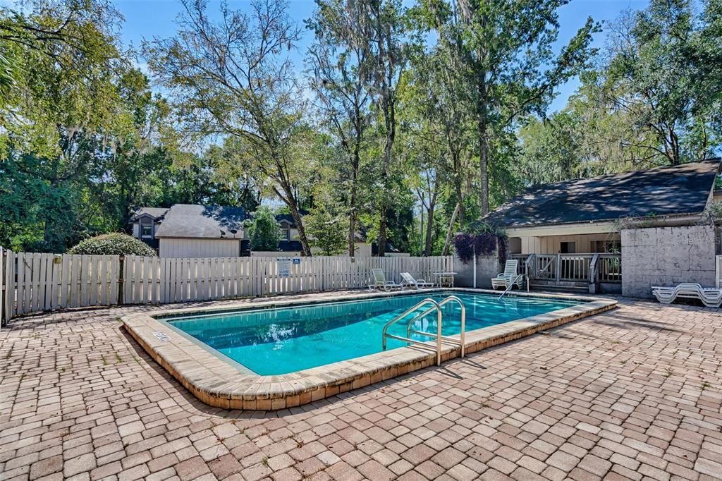 На продажу: $175,000 (3 спален, 2 ванн, 1290 Квадратных фут)