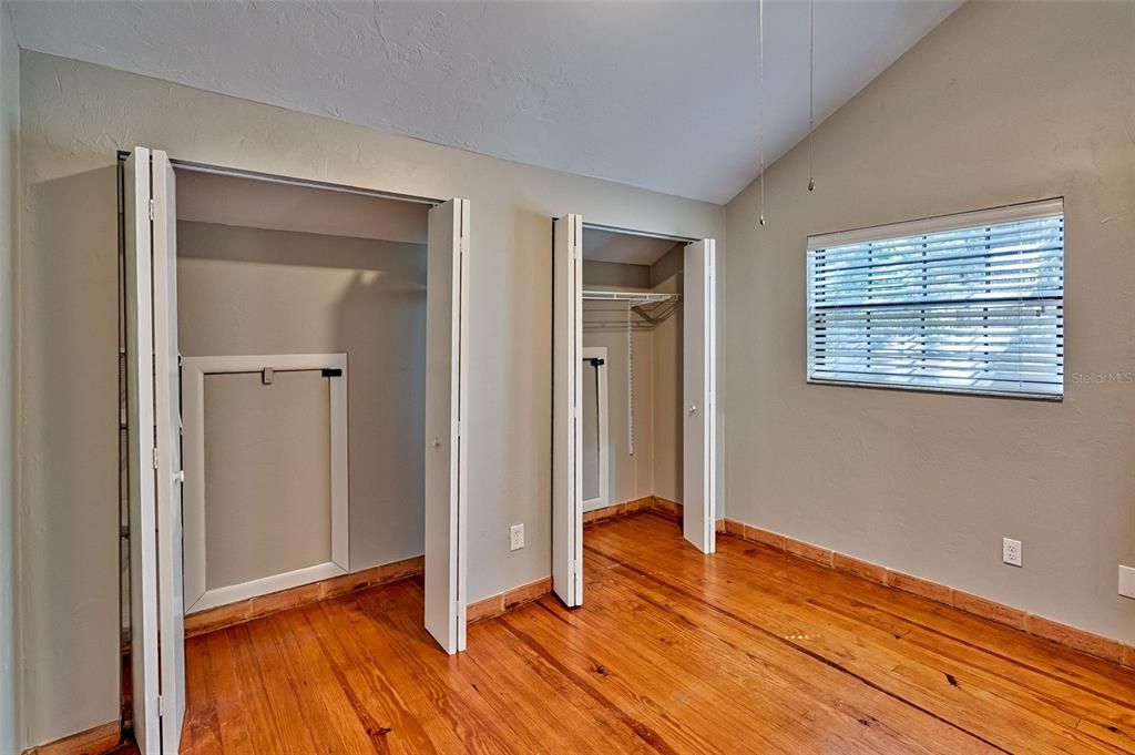 На продажу: $175,000 (3 спален, 2 ванн, 1290 Квадратных фут)