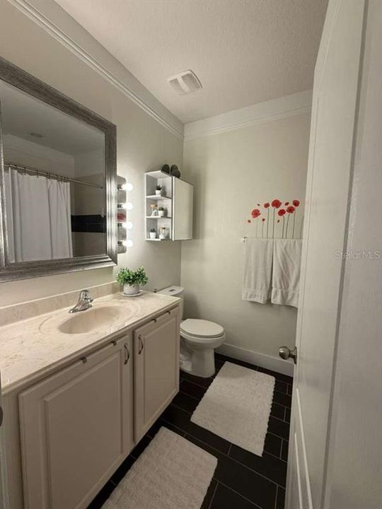 Active With Contract: $398,000 (3 beds, 2 baths, 1480 Square Feet)