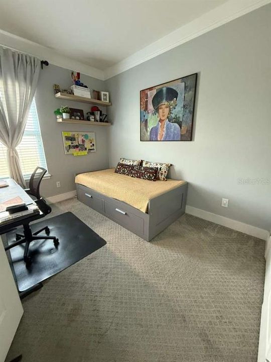 Active With Contract: $398,000 (3 beds, 2 baths, 1480 Square Feet)