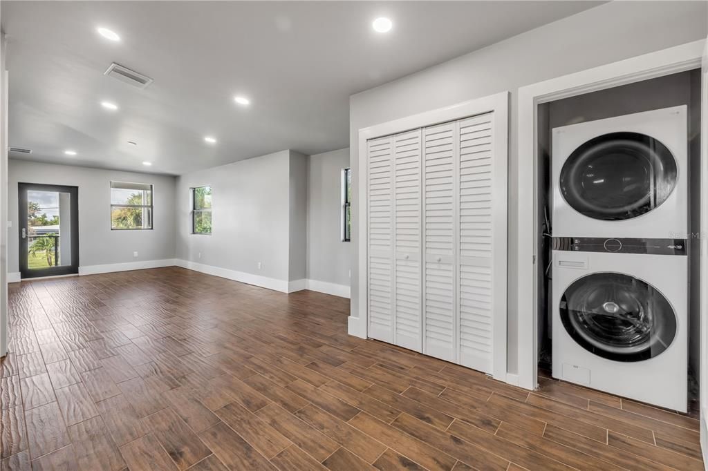 En Venta: $2,650,000 (6 camas, 4 baños, 3353 Pies cuadrados)