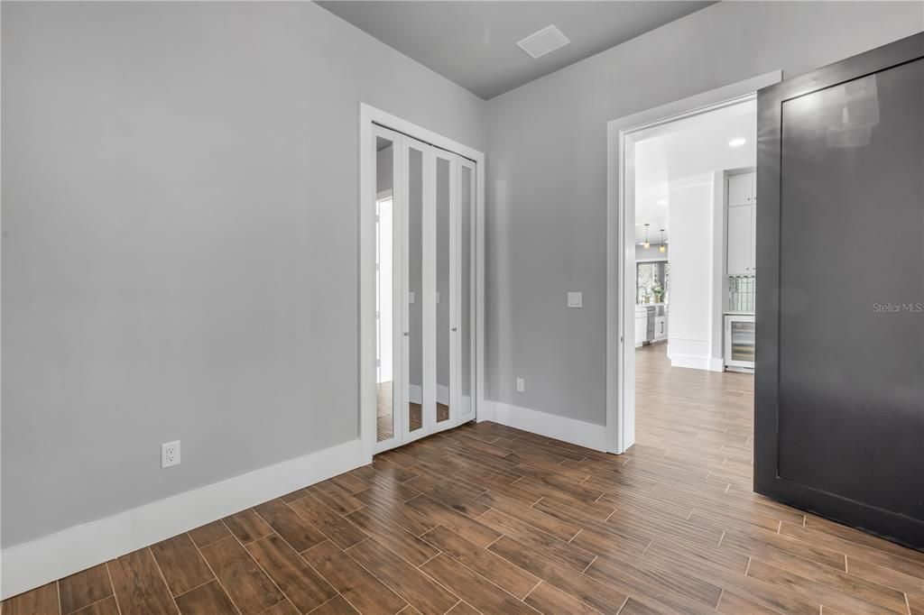 En Venta: $2,650,000 (6 camas, 4 baños, 3353 Pies cuadrados)