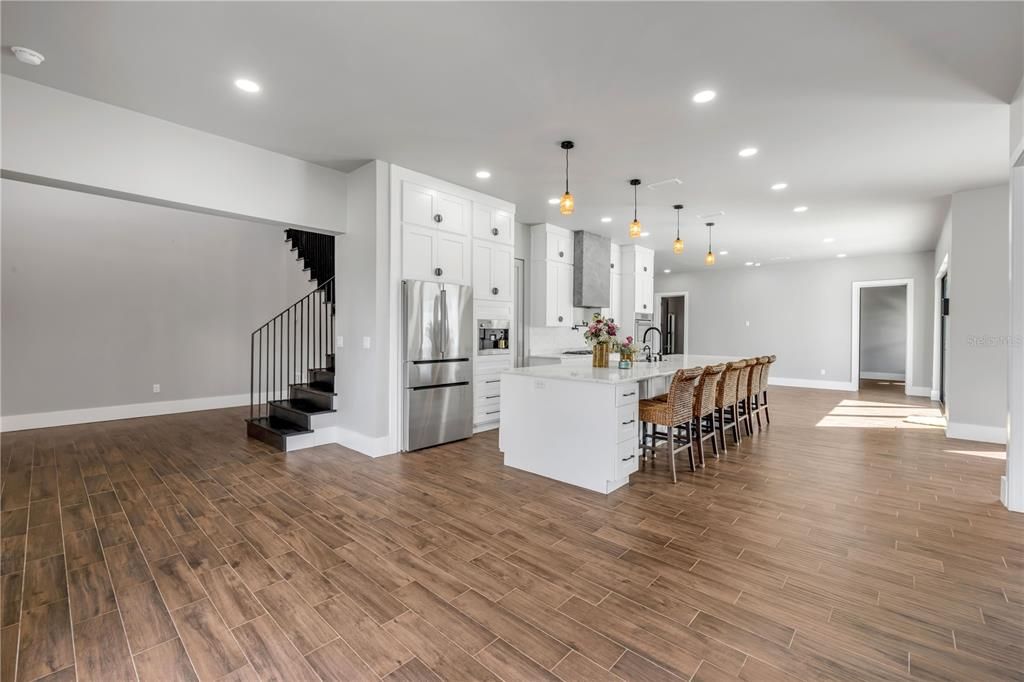 En Venta: $2,650,000 (6 camas, 4 baños, 3353 Pies cuadrados)