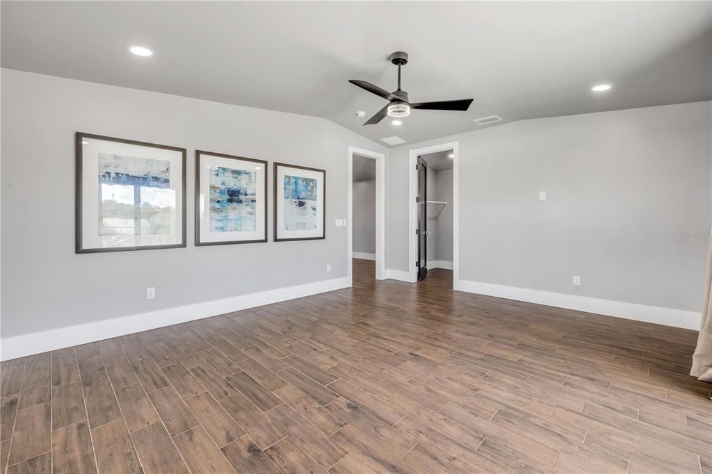 En Venta: $2,650,000 (6 camas, 4 baños, 3353 Pies cuadrados)