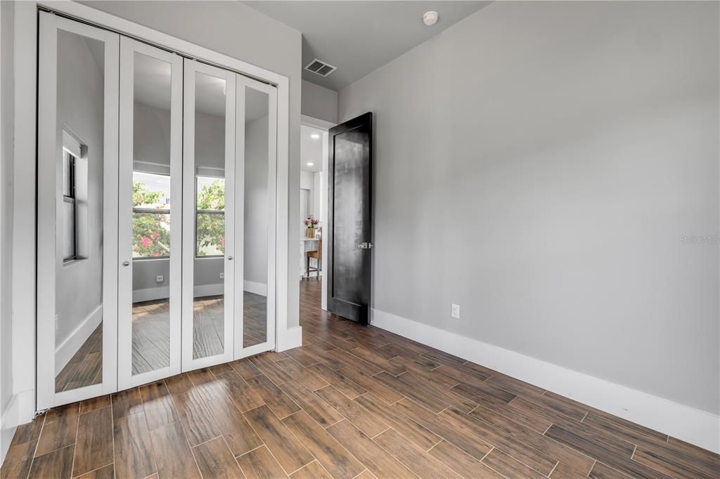 En Venta: $2,650,000 (6 camas, 4 baños, 3353 Pies cuadrados)