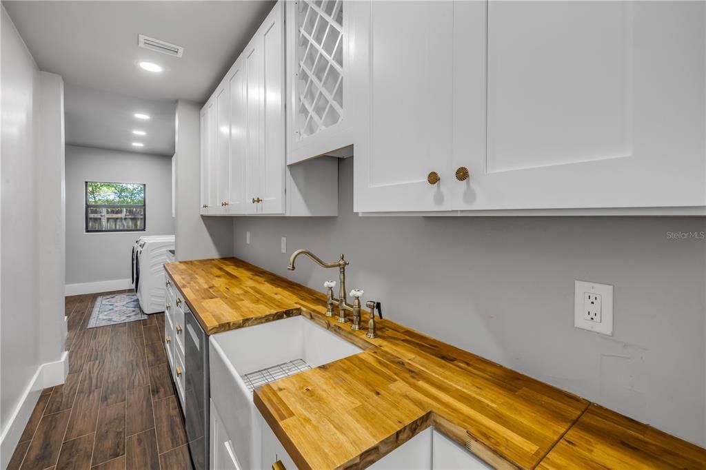 En Venta: $2,650,000 (6 camas, 4 baños, 3353 Pies cuadrados)