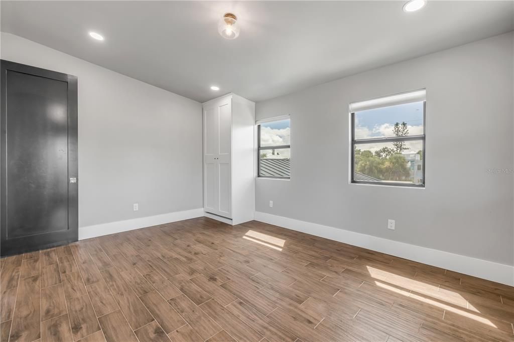 En Venta: $2,650,000 (6 camas, 4 baños, 3353 Pies cuadrados)