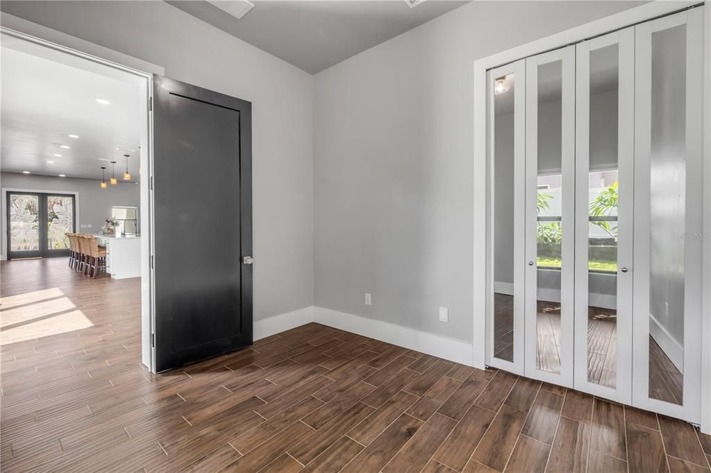 En Venta: $2,650,000 (6 camas, 4 baños, 3353 Pies cuadrados)