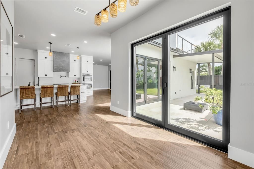 En Venta: $2,650,000 (6 camas, 4 baños, 3353 Pies cuadrados)