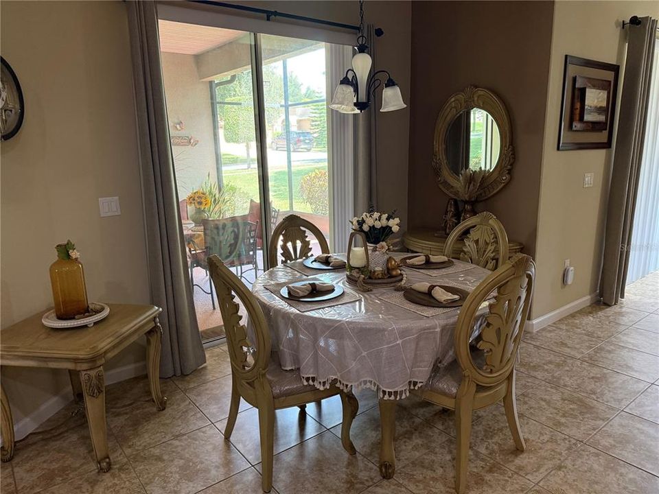 На продажу: $519,900 (4 спален, 3 ванн, 2841 Квадратных фут)