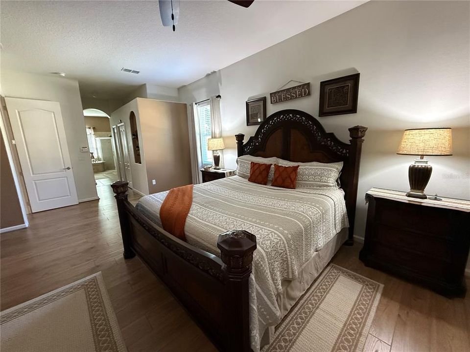 На продажу: $519,900 (4 спален, 3 ванн, 2841 Квадратных фут)