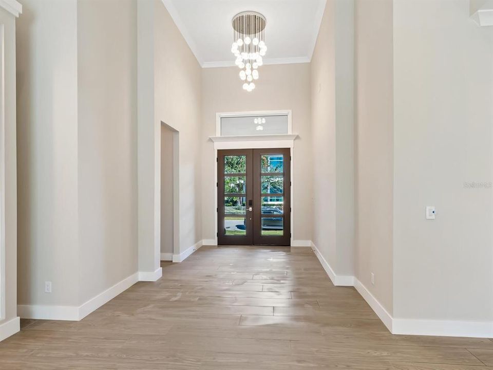 En Venta: $3,618,500 (3 camas, 3 baños, 2757 Pies cuadrados)