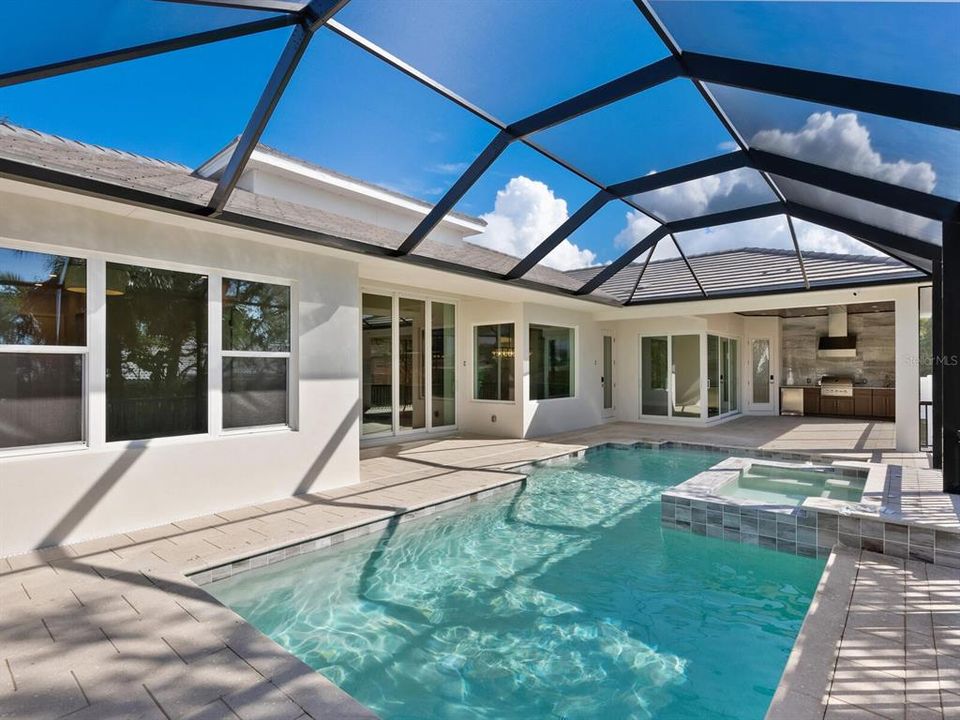 En Venta: $3,618,500 (3 camas, 3 baños, 2757 Pies cuadrados)