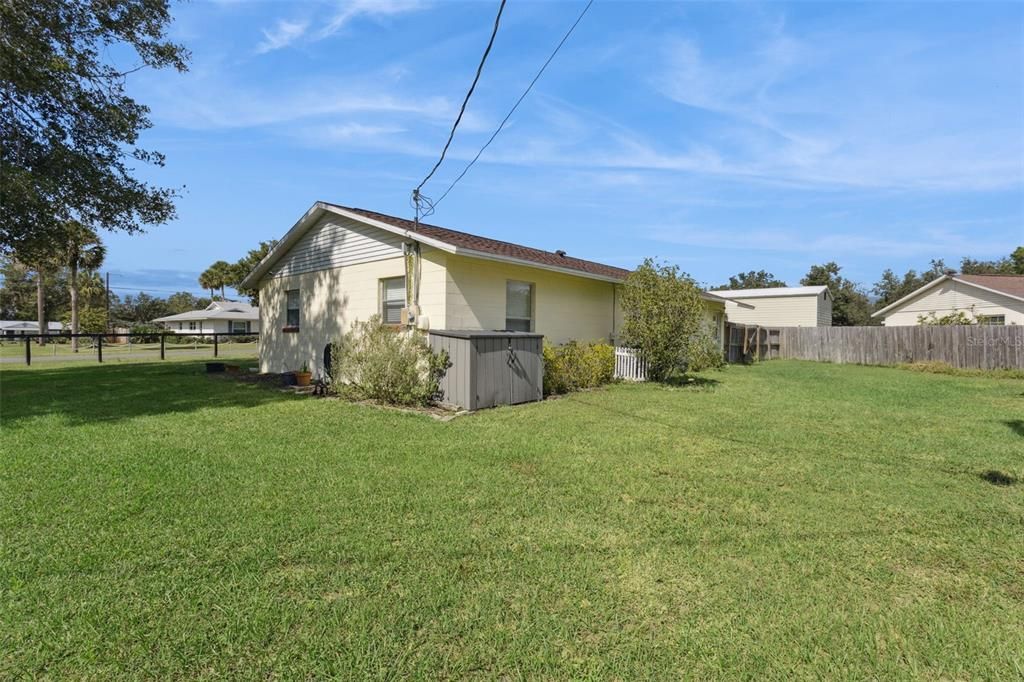 For Sale: $284,900 (3 beds, 1 baths, 972 Square Feet)