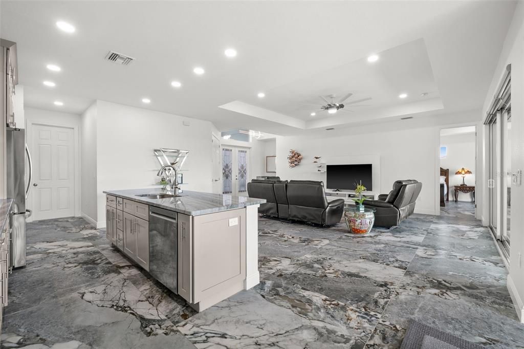 For Sale: $699,000 (3 beds, 3 baths, 2200 Square Feet)