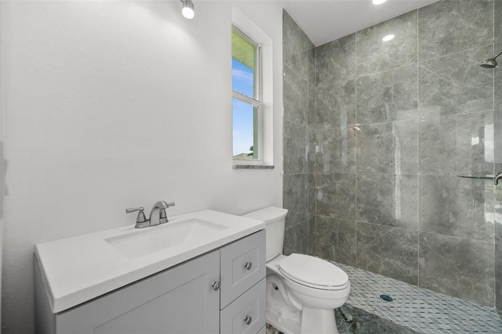 For Sale: $699,000 (3 beds, 3 baths, 2200 Square Feet)