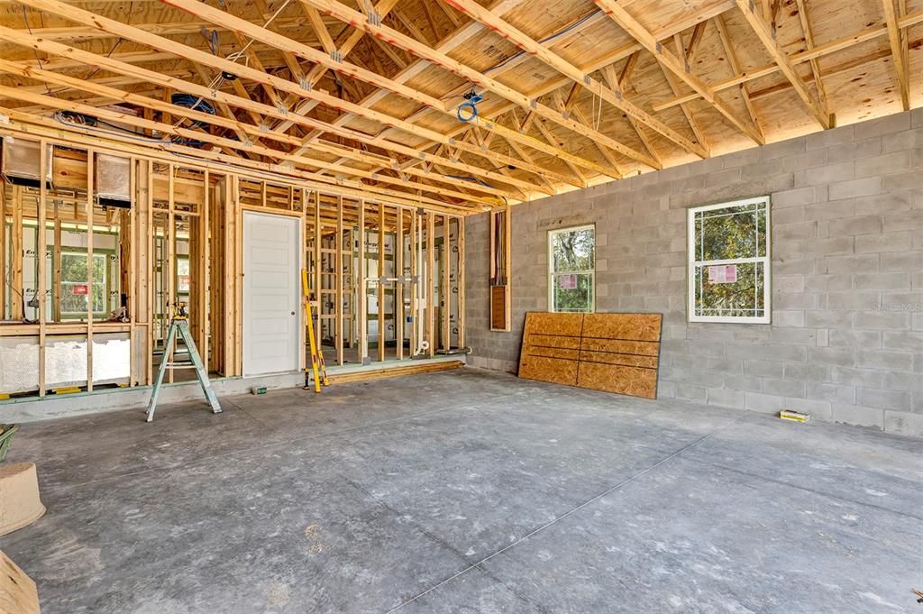 For Sale: $685,000 (3 beds, 2 baths, 2004 Square Feet)