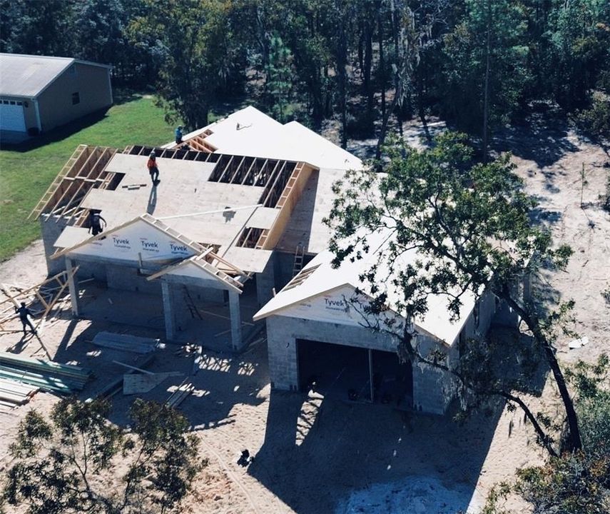 For Sale: $685,000 (3 beds, 2 baths, 2004 Square Feet)