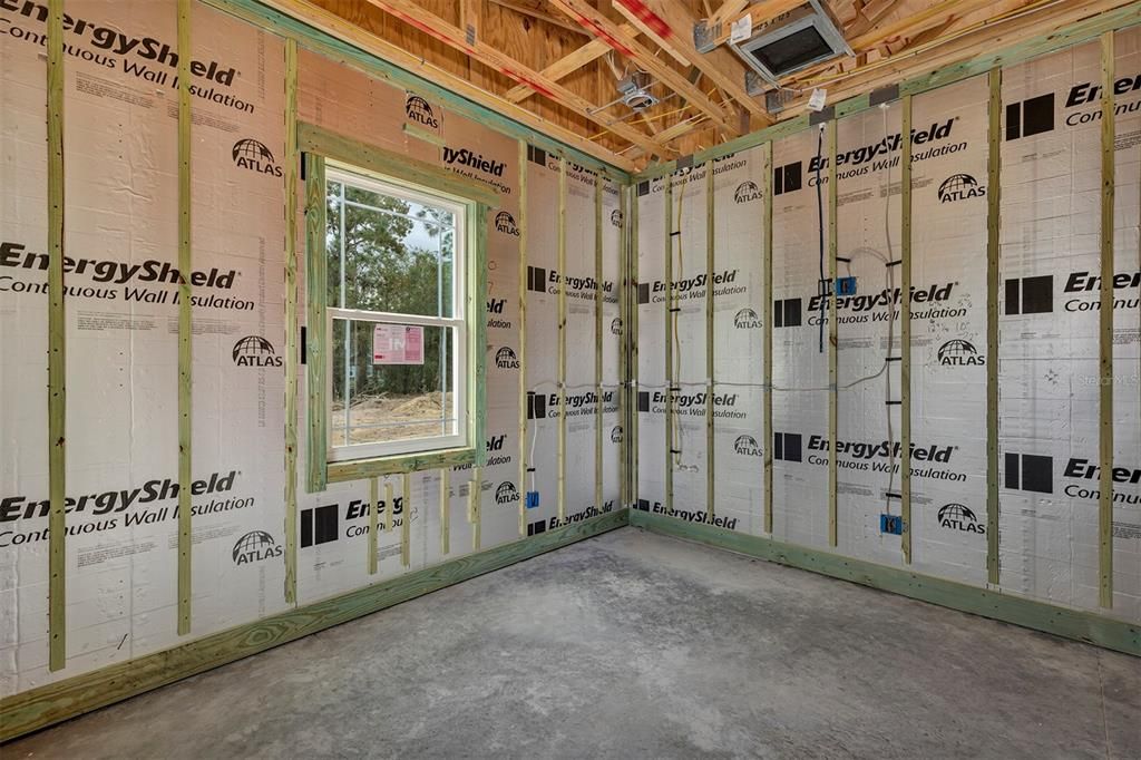 For Sale: $685,000 (3 beds, 2 baths, 2004 Square Feet)