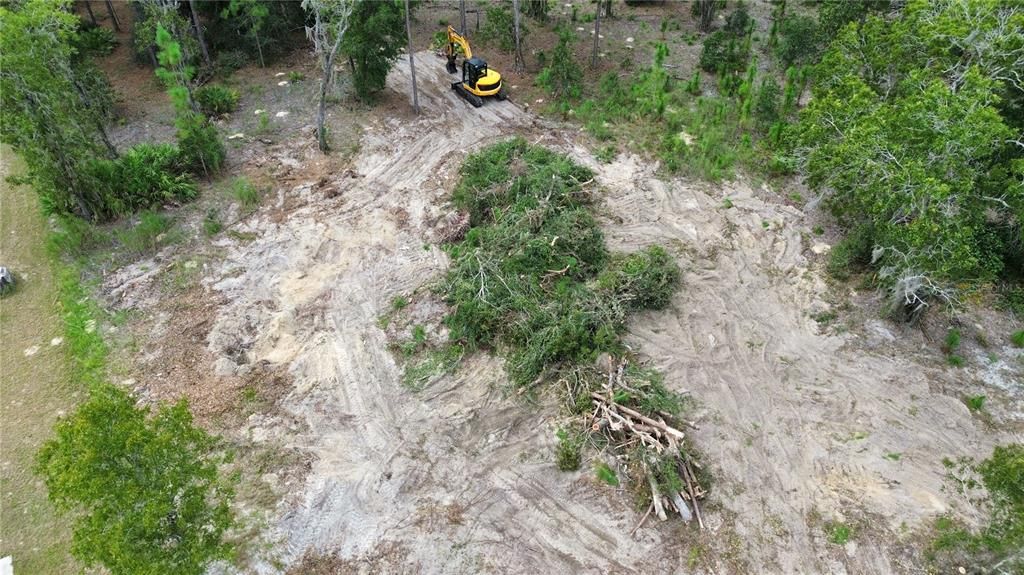 For Sale: $685,000 (3 beds, 2 baths, 2004 Square Feet)