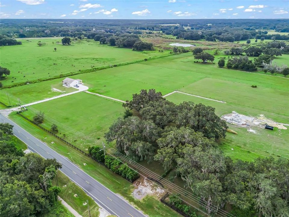 На продажу: $95,000 (1.03 acres)