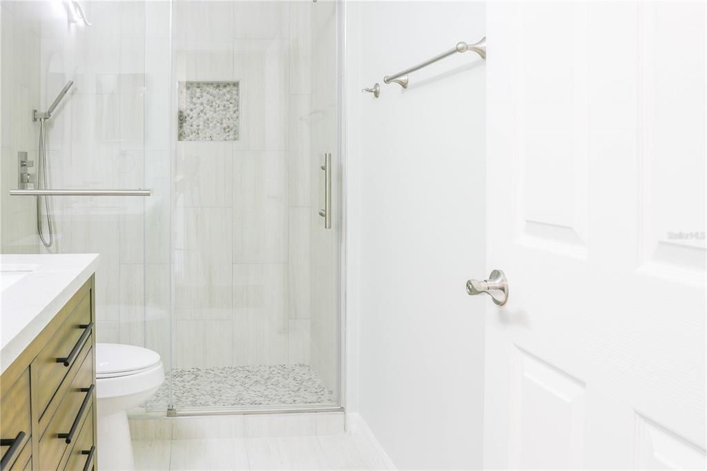 На продажу: $365,000 (4 спален, 2 ванн, 2896 Квадратных фут)