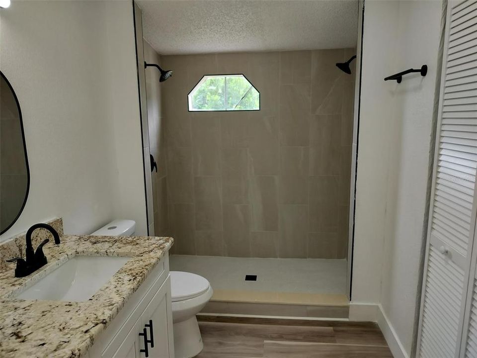 待售: $243,900 (3 贝兹, 2 浴室, 1248 平方英尺)