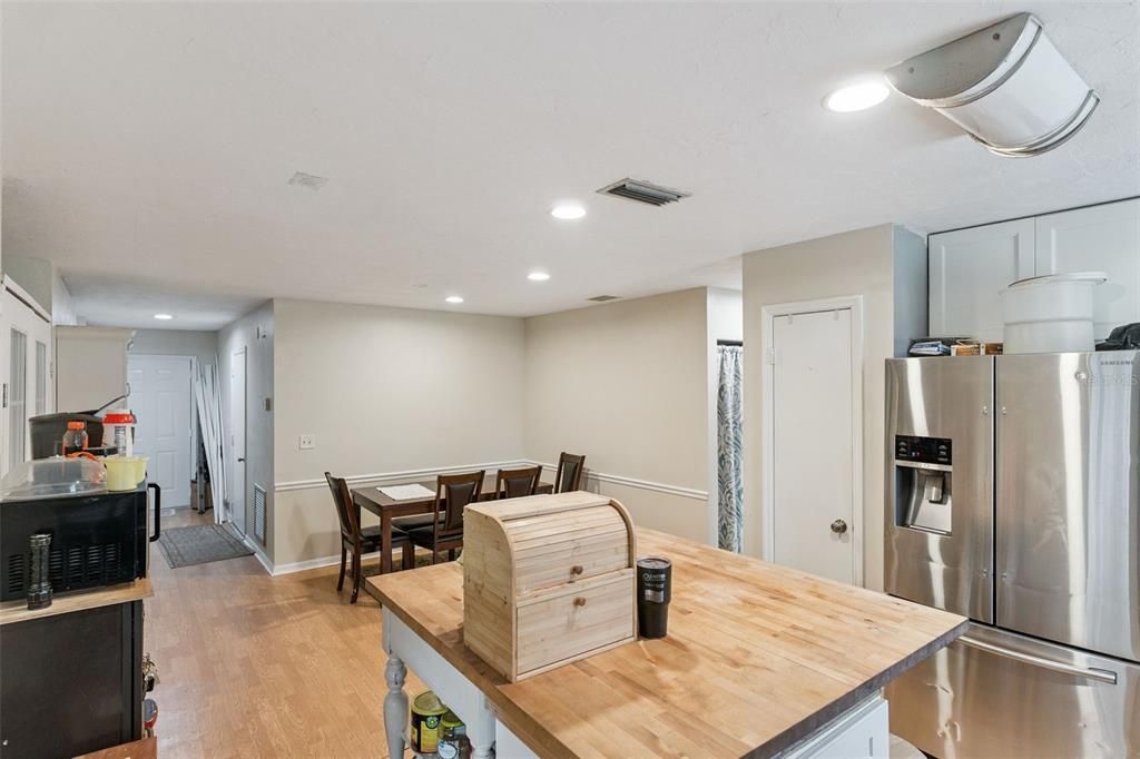 En Venta: $320,000 (3 camas, 2 baños, 1499 Pies cuadrados)