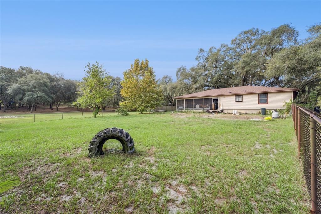 En Venta: $320,000 (3 camas, 2 baños, 1499 Pies cuadrados)