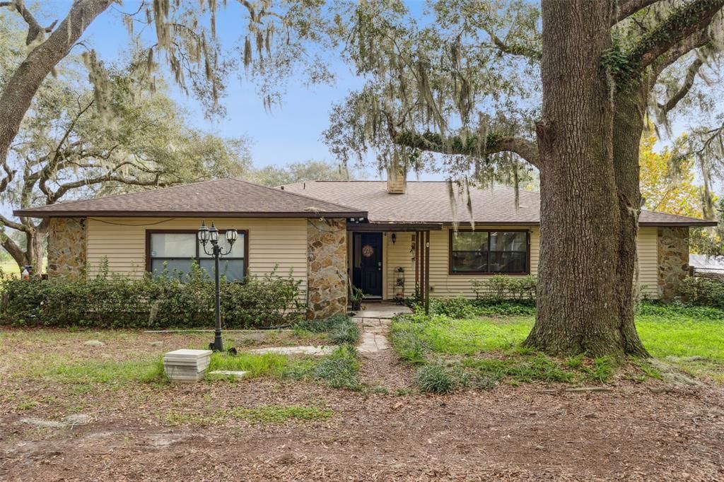 En Venta: $320,000 (3 camas, 2 baños, 1499 Pies cuadrados)